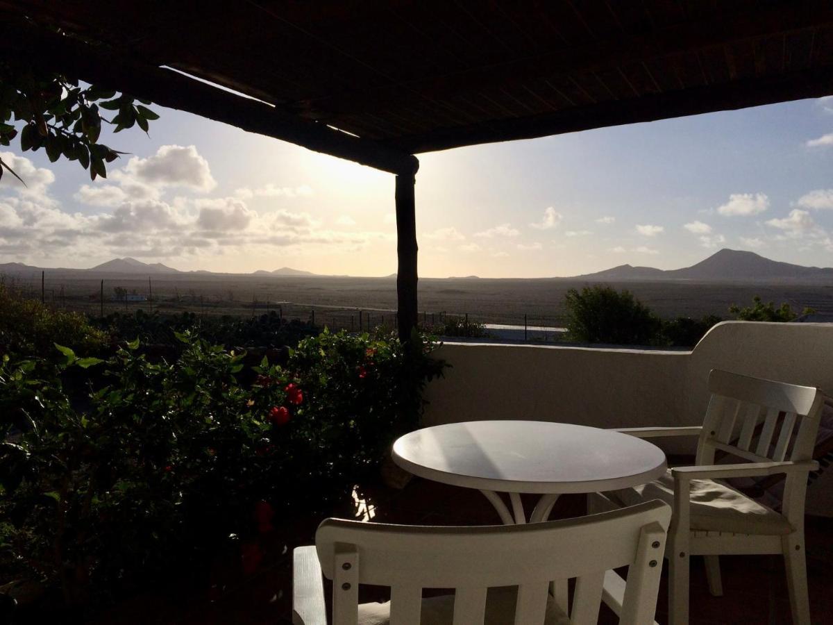Casa Famara Villa Teguise  Exterior photo