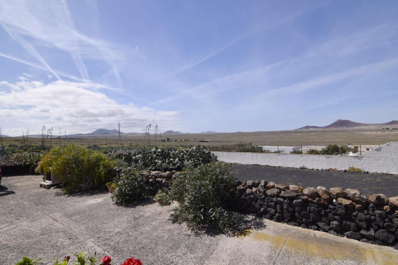 Casa Famara Villa Teguise  Exterior photo